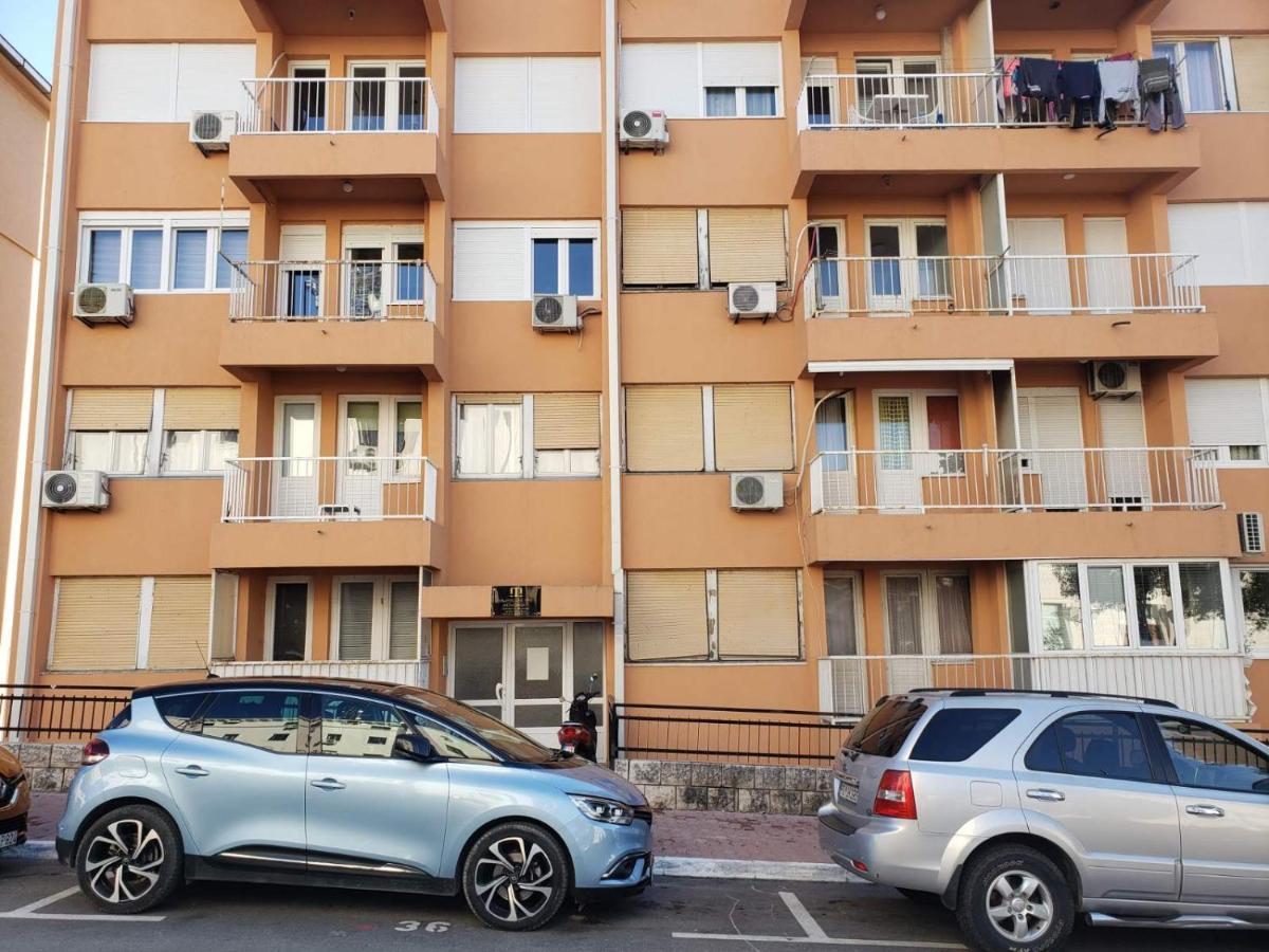 Apartment Bina Tivat Exterior photo